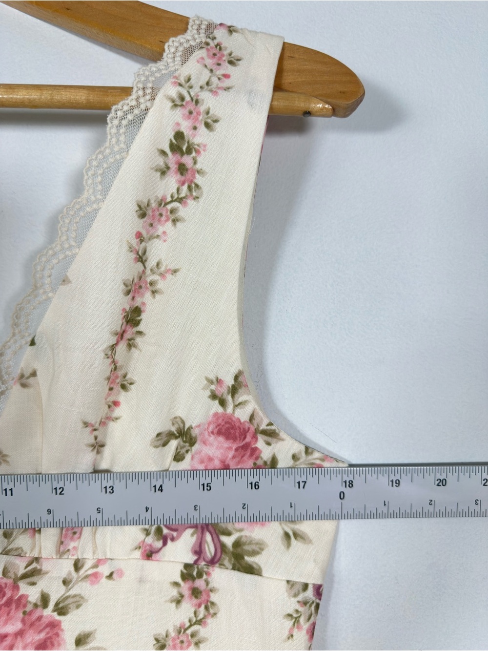 CIDER Floral Lace Trim Tiered Maxi Dress Cream Pink Rose Cottagecore Size L - Picture 10 of 11